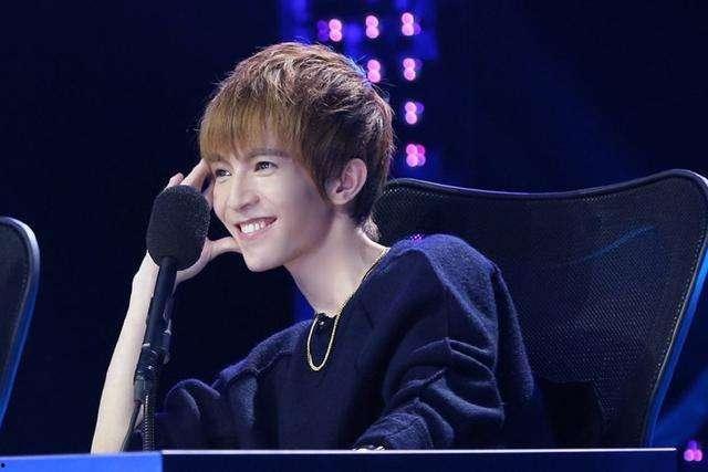 郭敬明真实身高爆料视频,视频爆料引发网友热议 第3张 郭敬明真实身高爆料视频,视频爆料引发网友热议 第3张